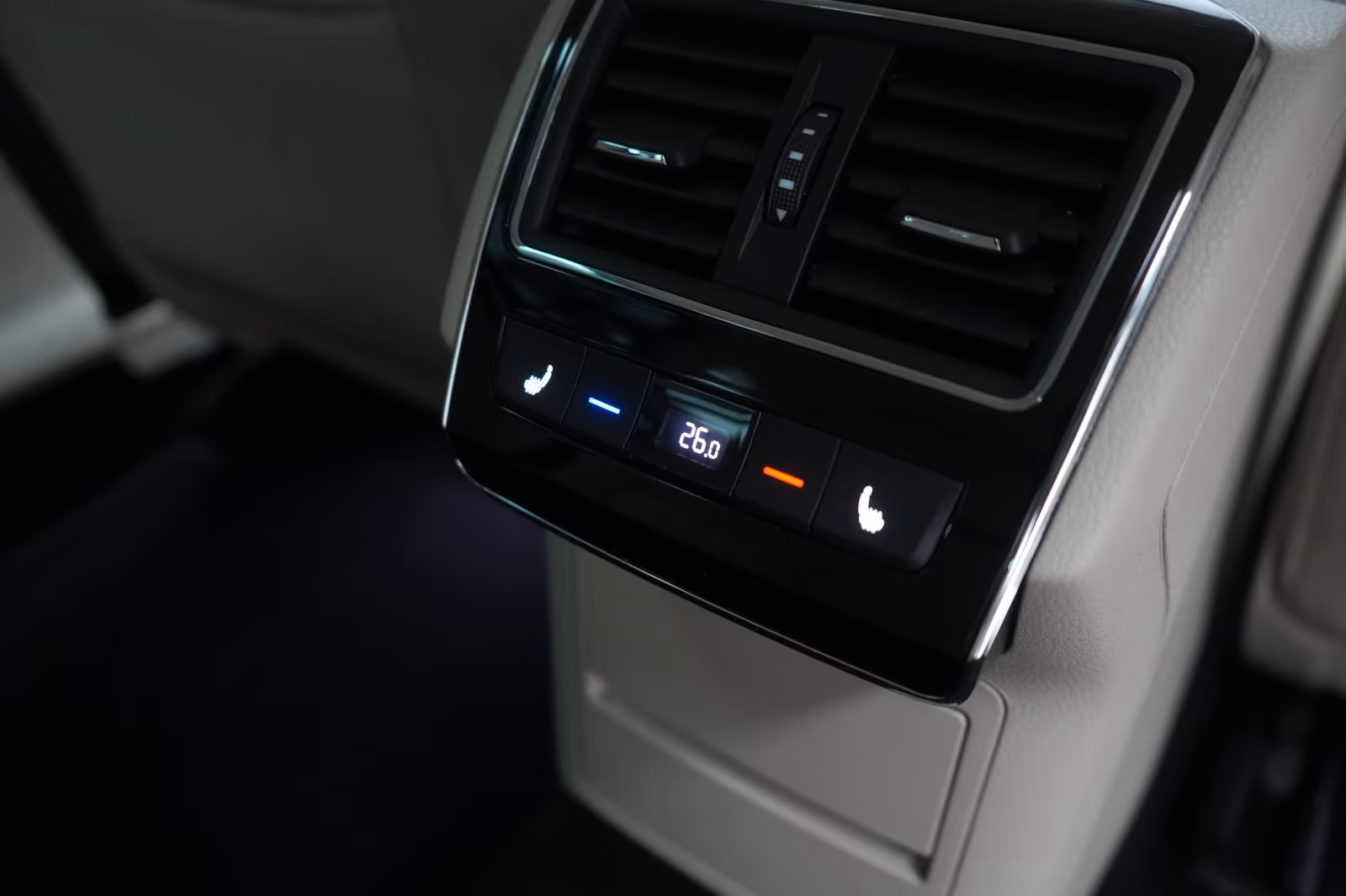 (B-671) Skoda Superb Combi 2.0 TSI - Image 18