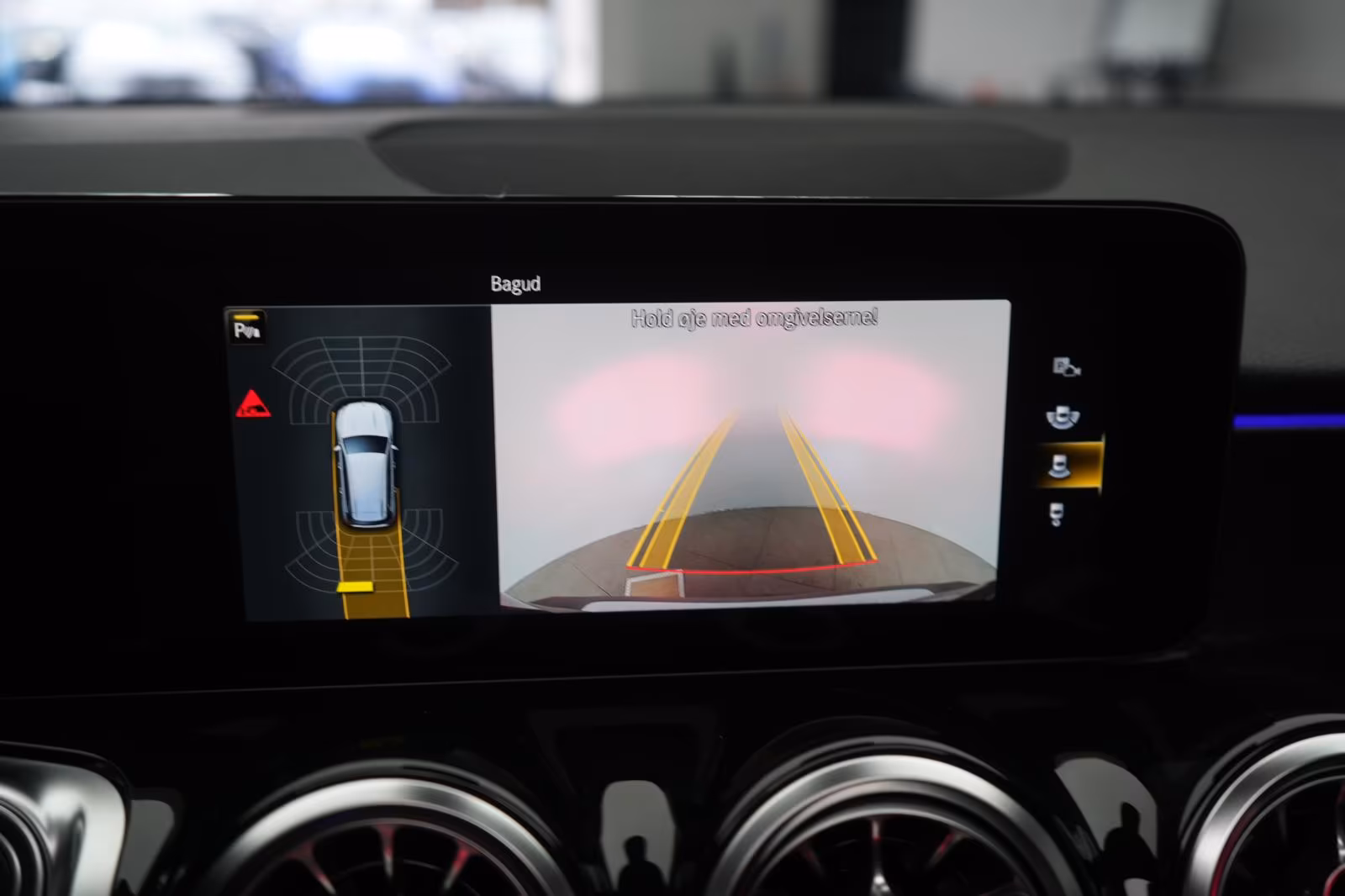 (B-252) Mercedes-Benz GLB 220 d 8G-DCT AMG Distronic/Kamera/Pano/L - Image 16