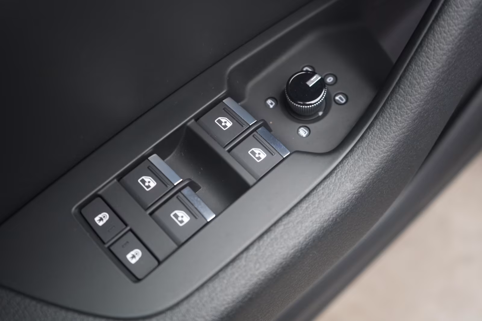 (B-028) Audi A6 40 TDI S tronic Leder/ACC/Virtual/Lane/ - Image 15