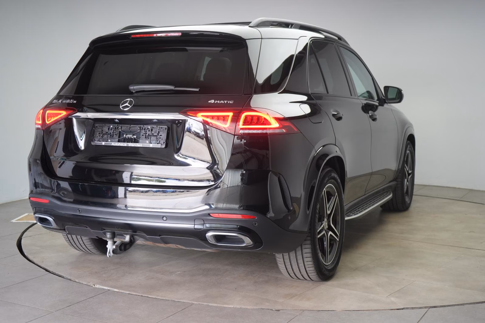 (B-474) Mercedes-Benz(Hybrid) GLE 350 e 4Matic AMG 9G-Tronic Exclusive Leder/D - Image 5