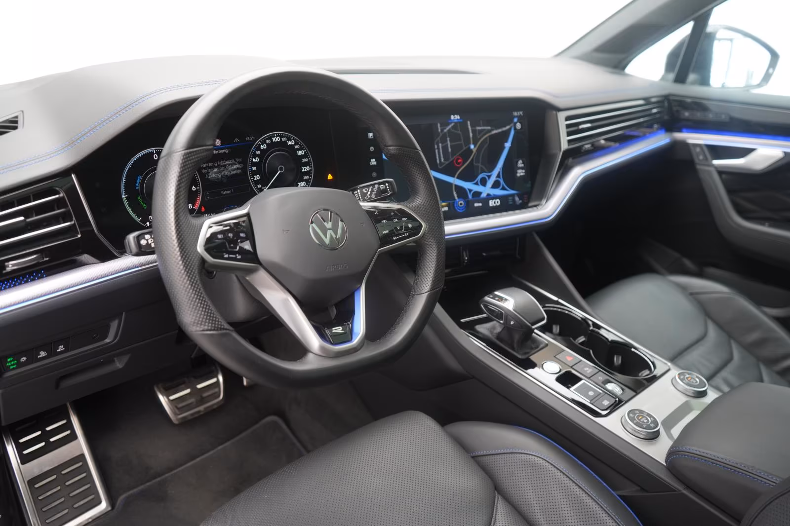 (B-401) Volkswagen Touareg R 4 Motion 3.0 eHybrid Leder/ACC/Night/H - Image 8