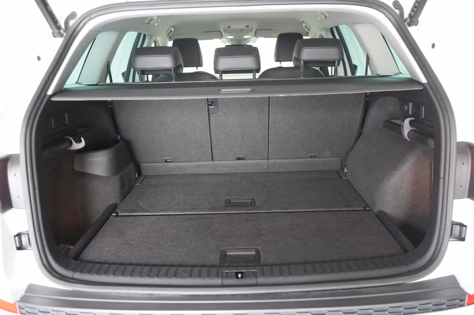 (B-451) Skoda Kodiaq 2.0 TDI 4x4 DSG Style Navi/Temp/Virtual/ - Image 27