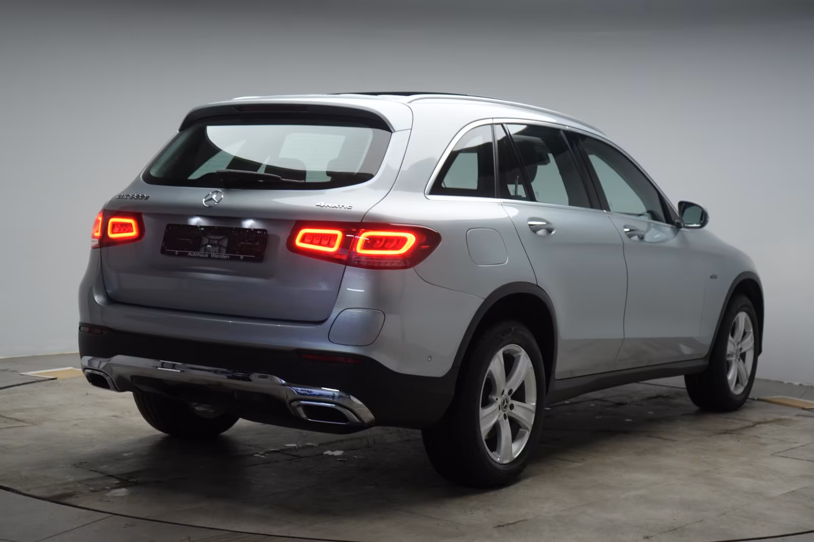 (B-524) Mercedes-Benz(Hybrid) GLC 300 de 4Matic 9G-Tronic Leder/Distronic/ - Image 5