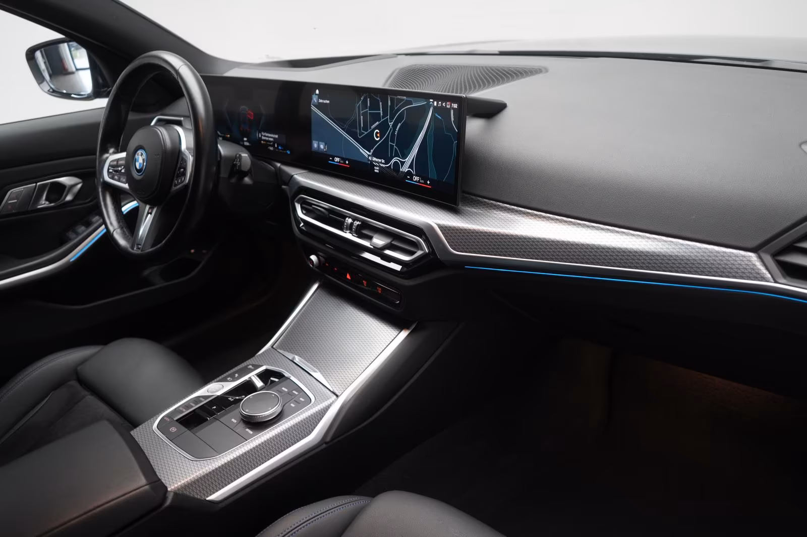 (B-472) BMW(Hybrid) 330 e Touring M Sport ACC/Kamera/HUD/Wide/Side - Image 10