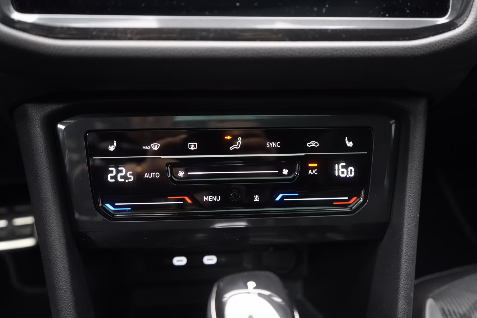 (B-278) Volkswagen Tiguan Allspace 2.0 TDI SCR 4Motion DSG R line A - Image 18