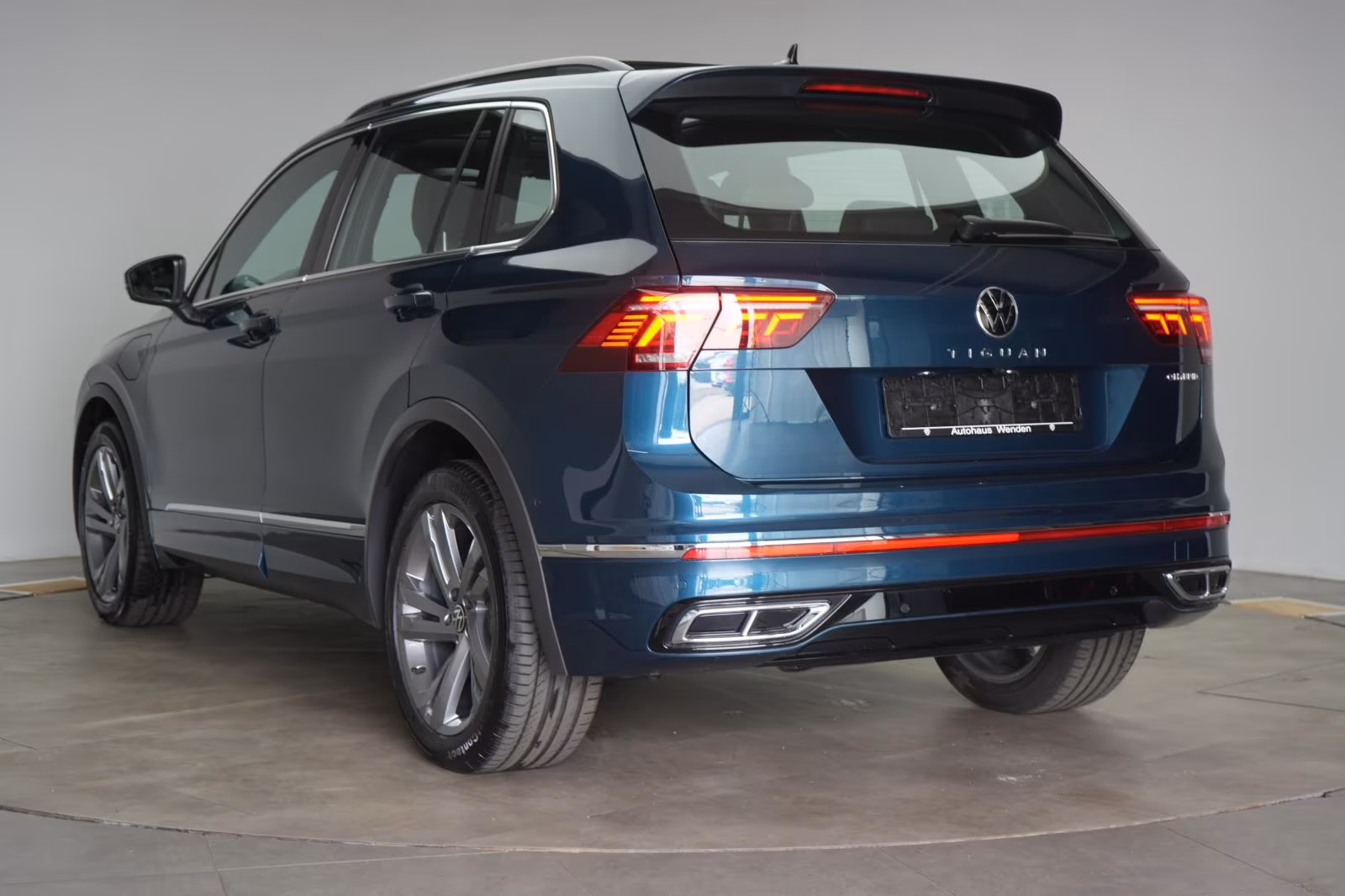 (B-593)Volkswagen(Hybrid) Tiguan 1.4 eHybrid DSG R-Line Leder/ACC/Pano/360 - Image 4