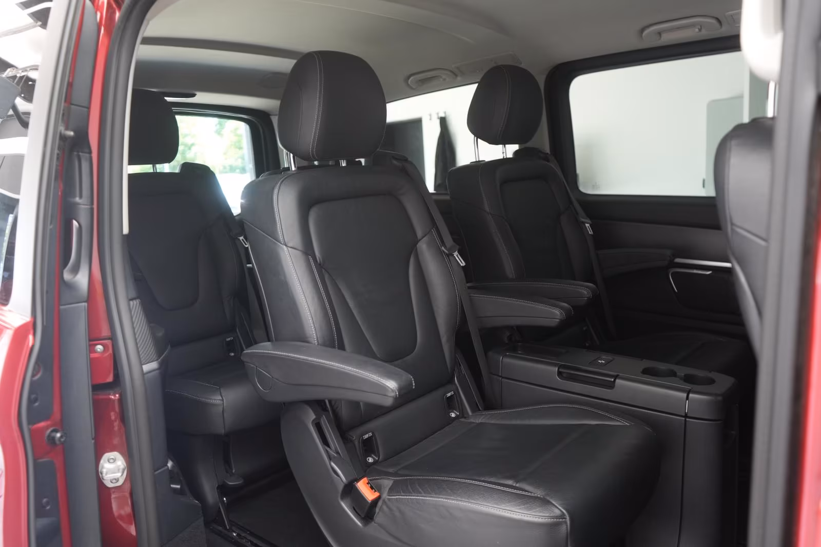 (B-078) Mercedes-Benz V 300 d Lang AMG 9G Leder/Distronic/Kamera/B - Image 11