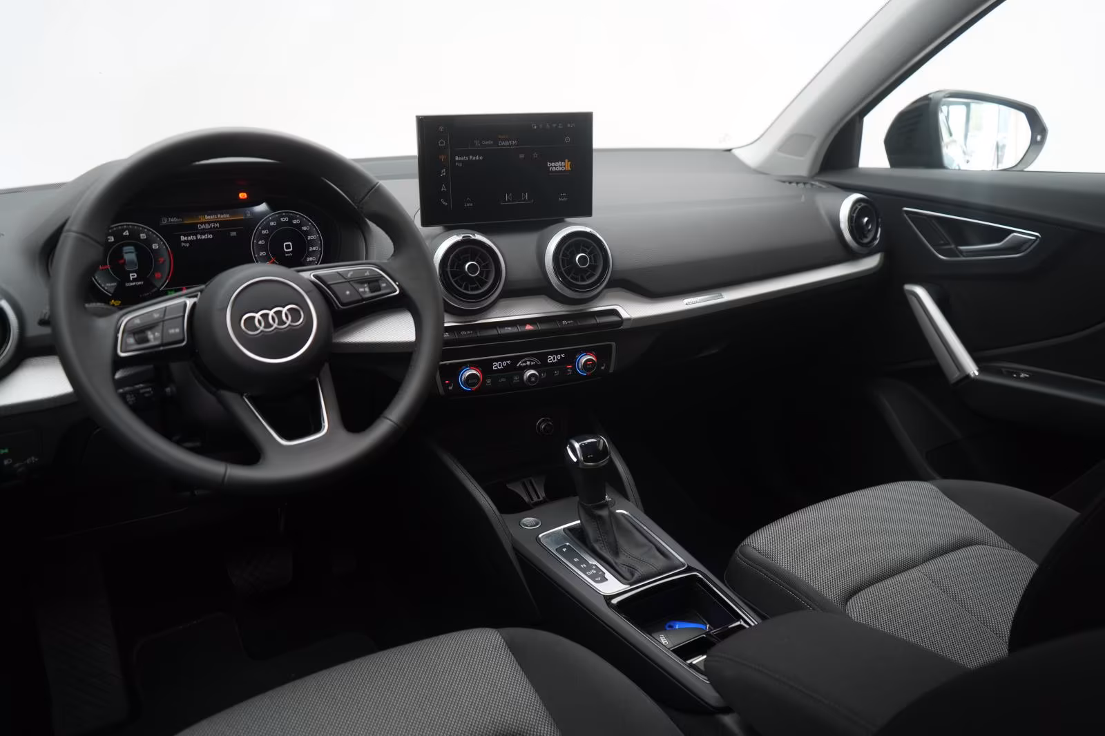 (B-430) Audi Q2 35 TFSI S tronic S line ACC/Kamera/Matrix/Lan - Image 8