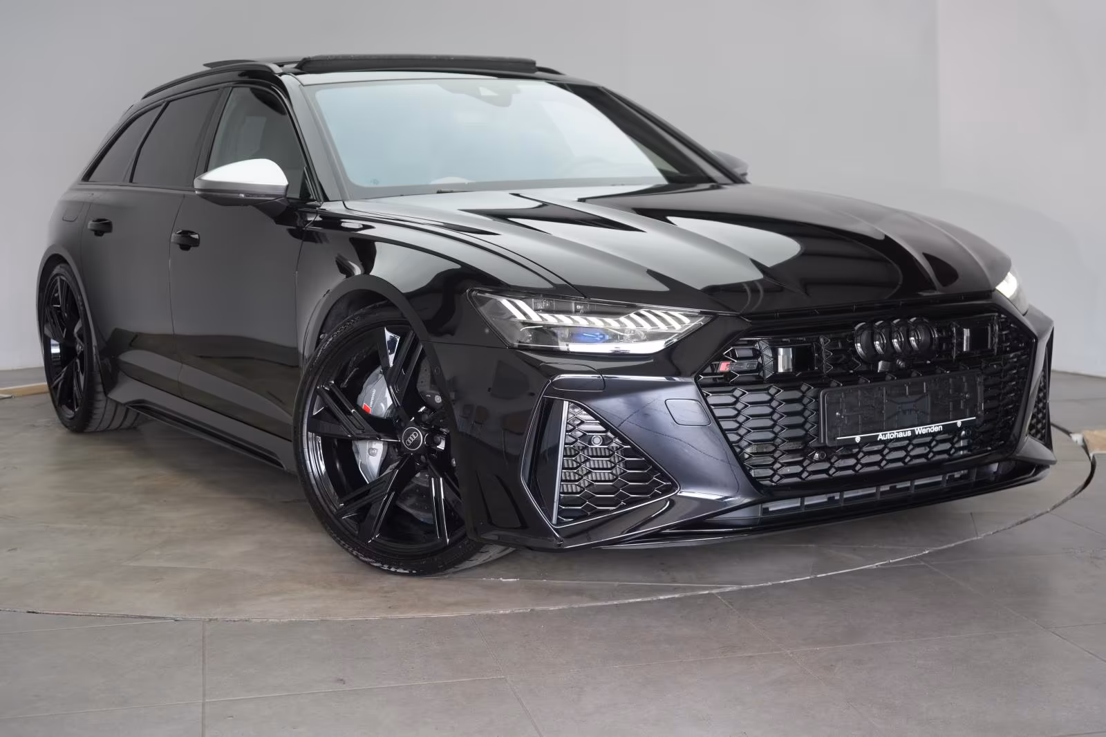 (B-455) Audi RS6 4.0 TFSI quattro B&O/Pano/HUD/Allradlenkung/ - Image 1