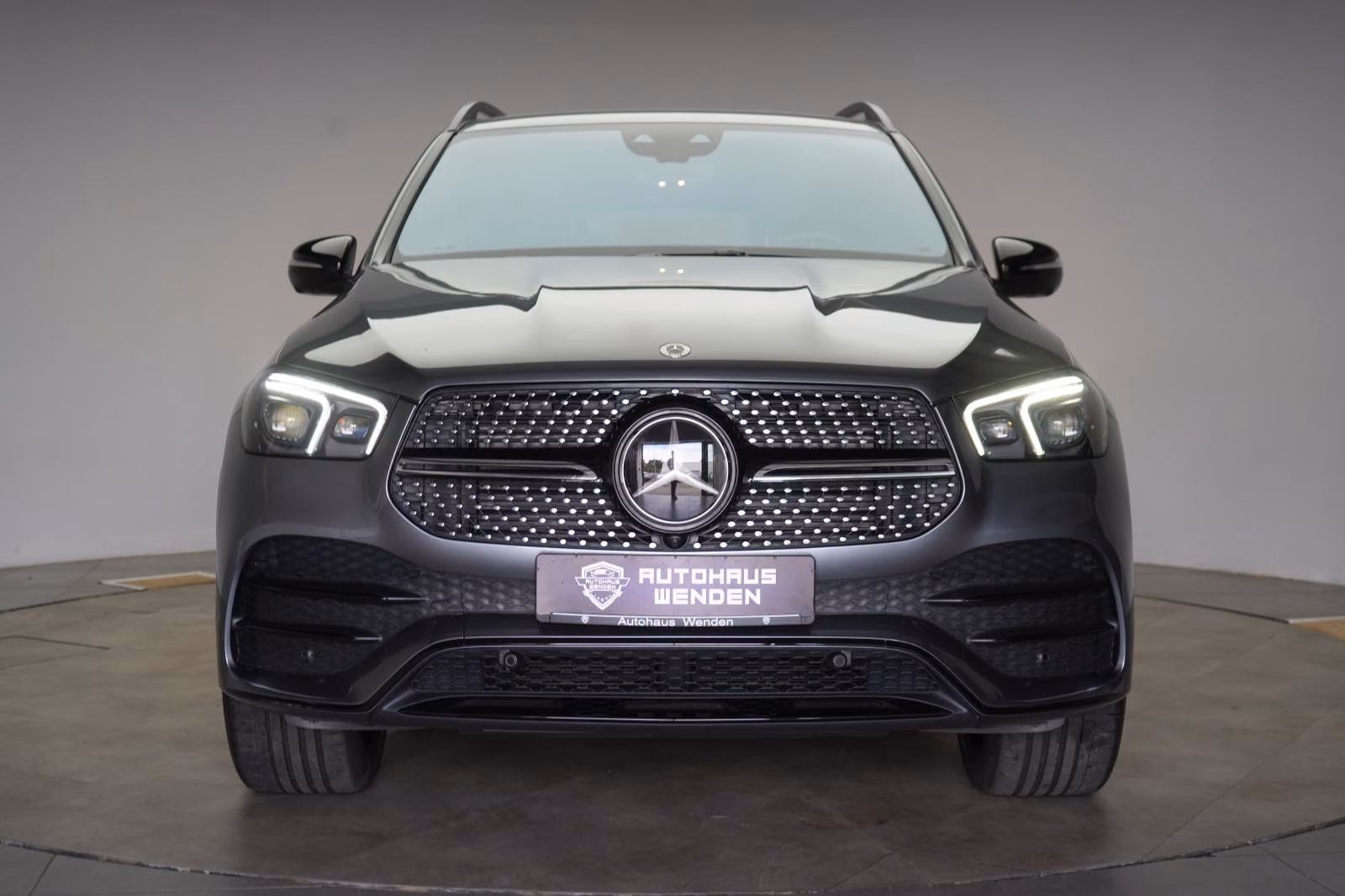 (B-539) Mercedes-Benz(Hybrid) GLE 350 de 4Matic 9G-T AMG Softclose/Burmeste - Image 2