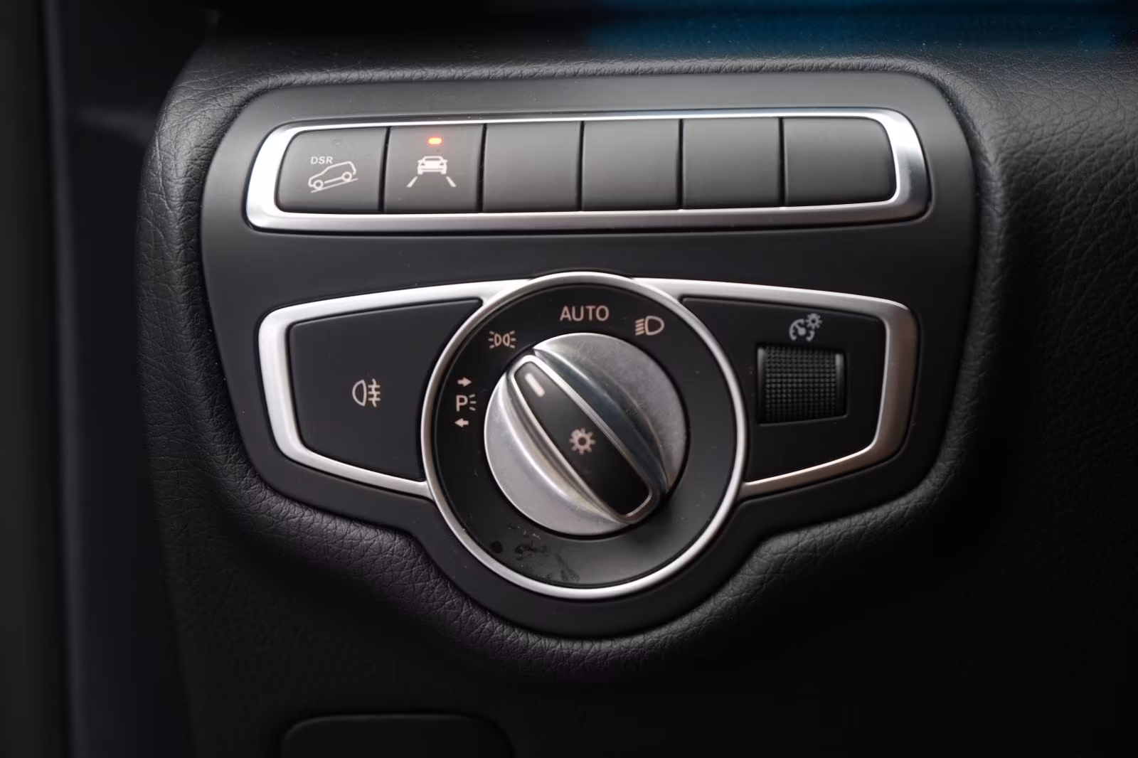 (B-026) Mercedes-Benz V 300 d kompakt 9G-Tronic Edition Temp/Kamera - Image 18