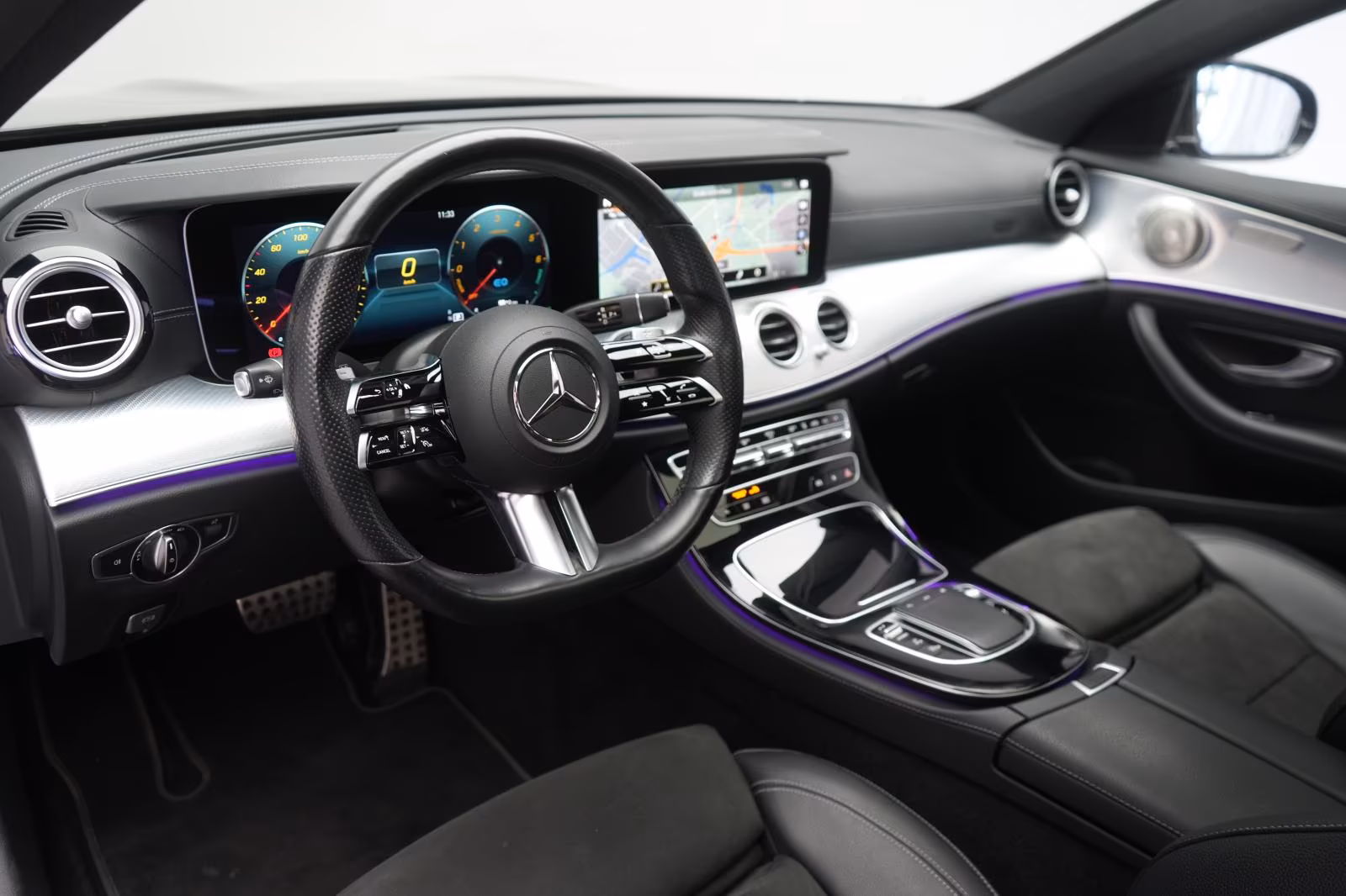 (B-468) Mercedes-Benz(Hybrid) E 300 de T 9G-Tronic AMG Distronic/Kamera/Pan - Image 8