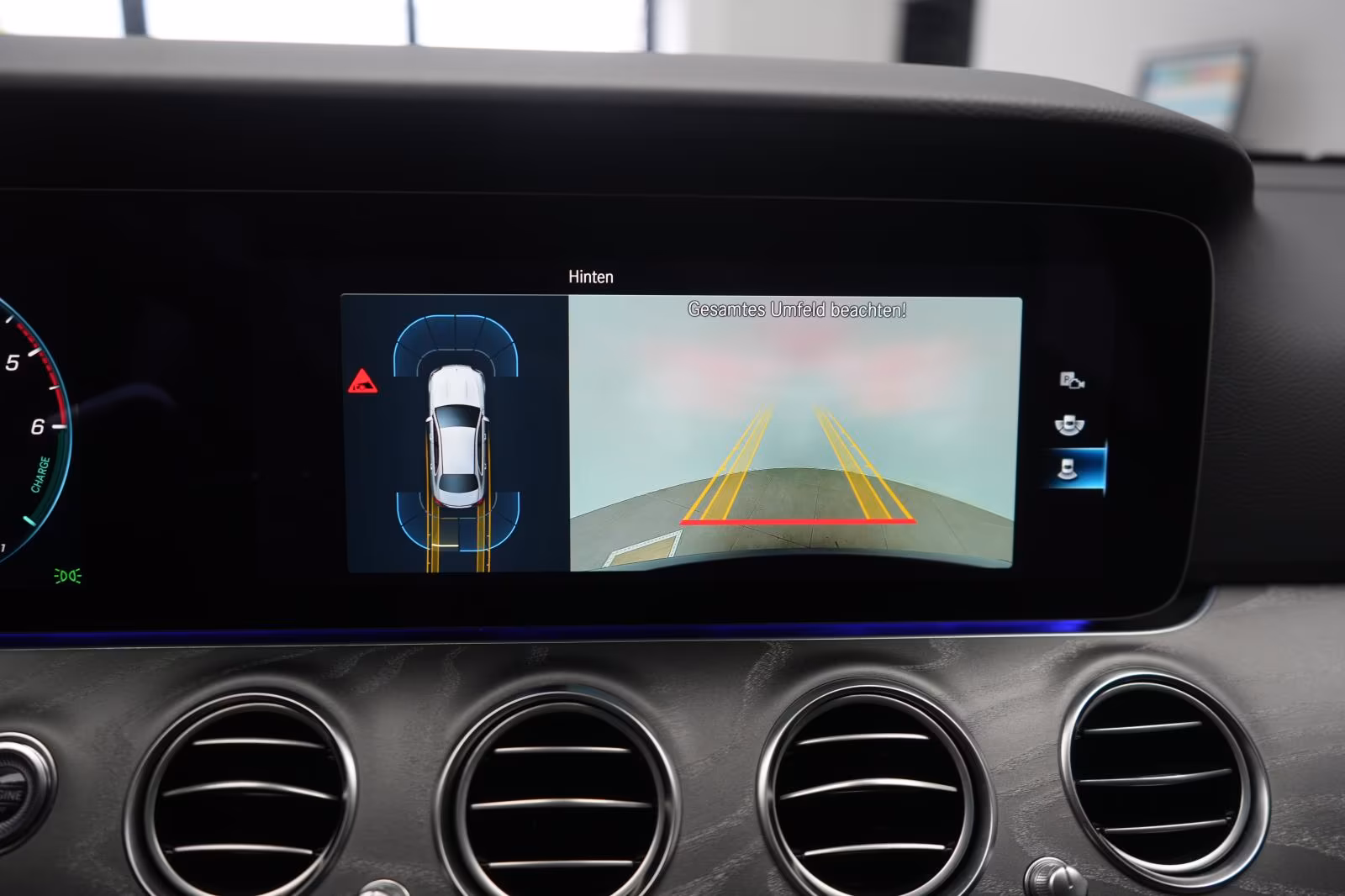 (B-567) Mercedes-Benz(Hybrid) E 300 de 9G-Tronic Avantgarde - Image 18