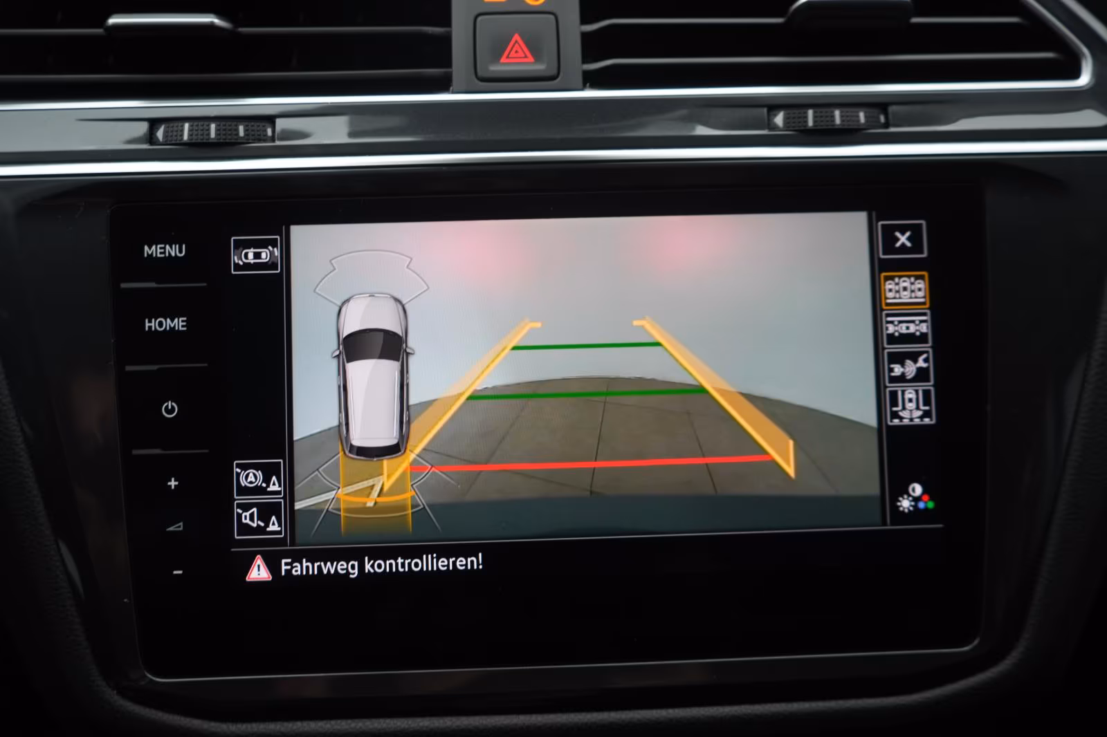 (B-623) Volkswagen Tiguan Allspace 2.0 TDI 4Motion DSG Elegance AHK - Image 17