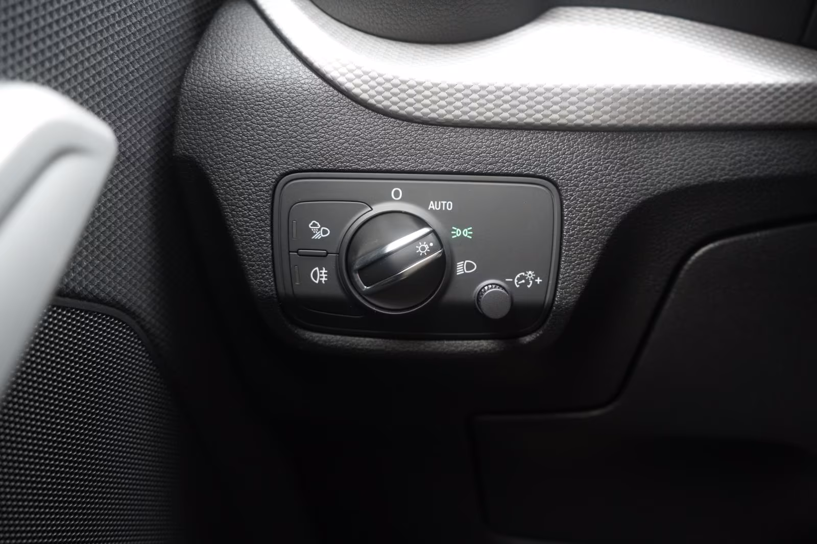 (B-430) Audi Q2 35 TFSI S tronic S line ACC/Kamera/Matrix/Lan - Image 19