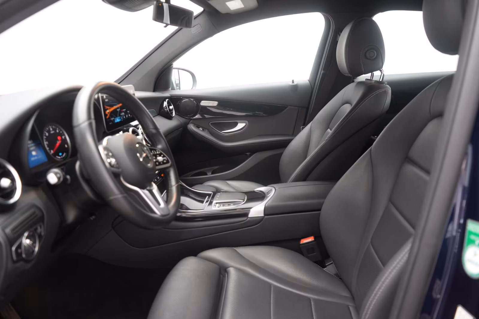 (B-713) Mercedes-Benz(Hybrid) GLC 300 de 4Matic Leder/Temp/Kamera/AHK - Image 6