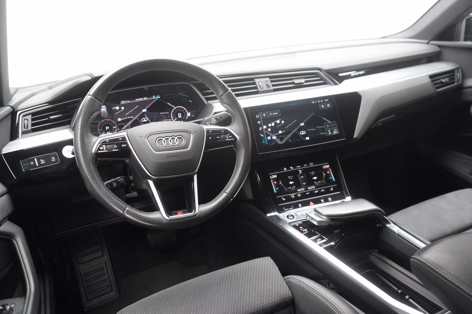 (B-581) Audi e-tron Sportback 55 quattro S line Matrix/Kamera - Image 8