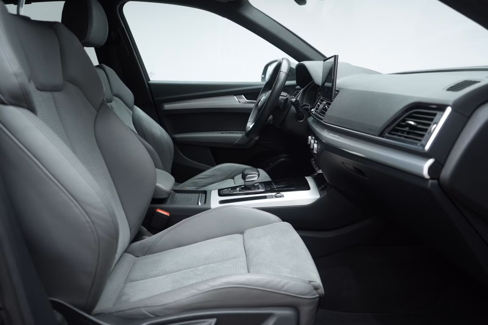 (B-709) Audi Q5 40 TDI quattro S Line ACC/Kamera/Virtual/AHK/ - Image 9