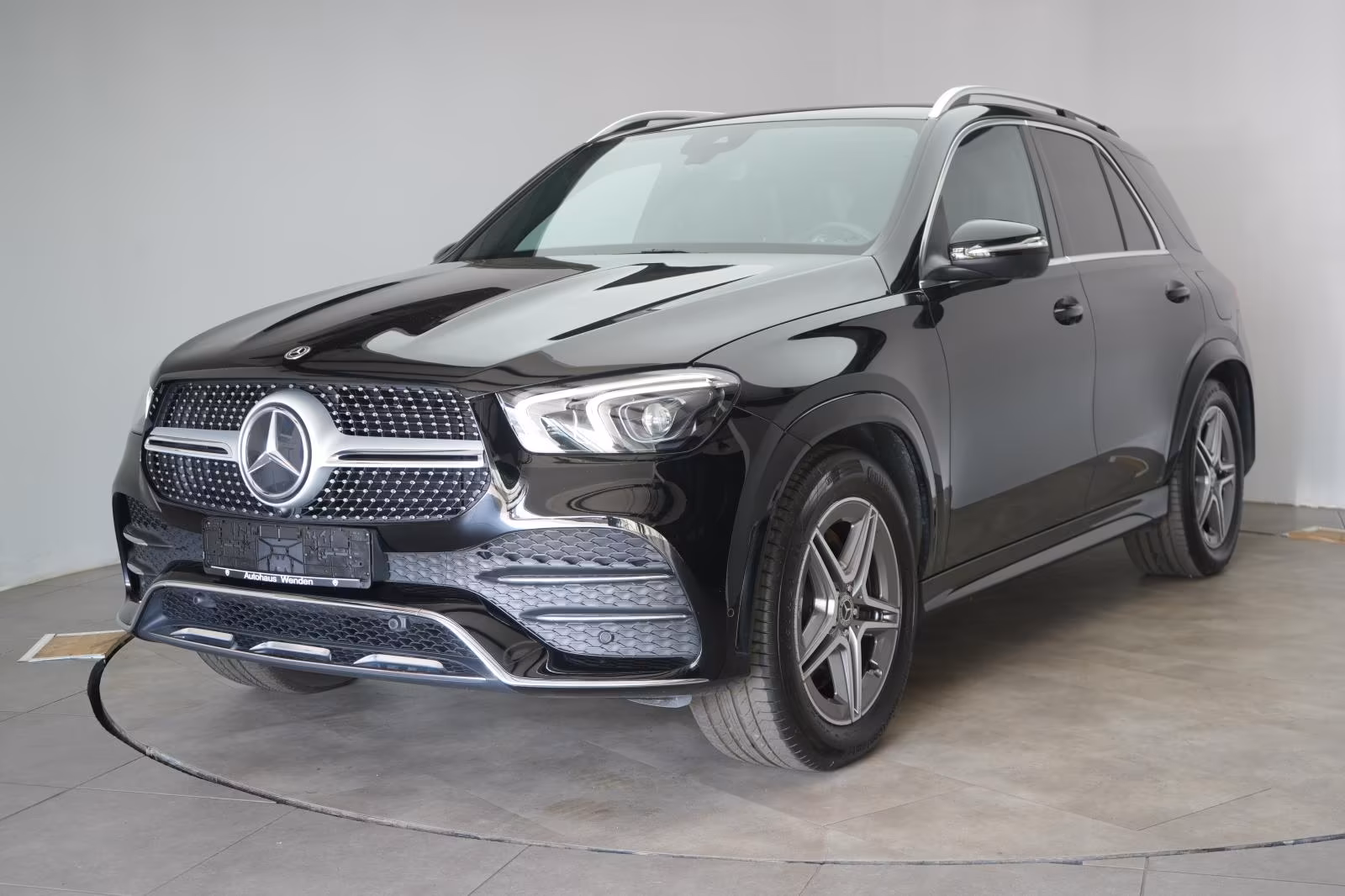 (B-563) Mercedes-Benz(Hybrid) GLE 350 e 4Matic 9G-Tronic AMG Line AHK/Burm - Image 3