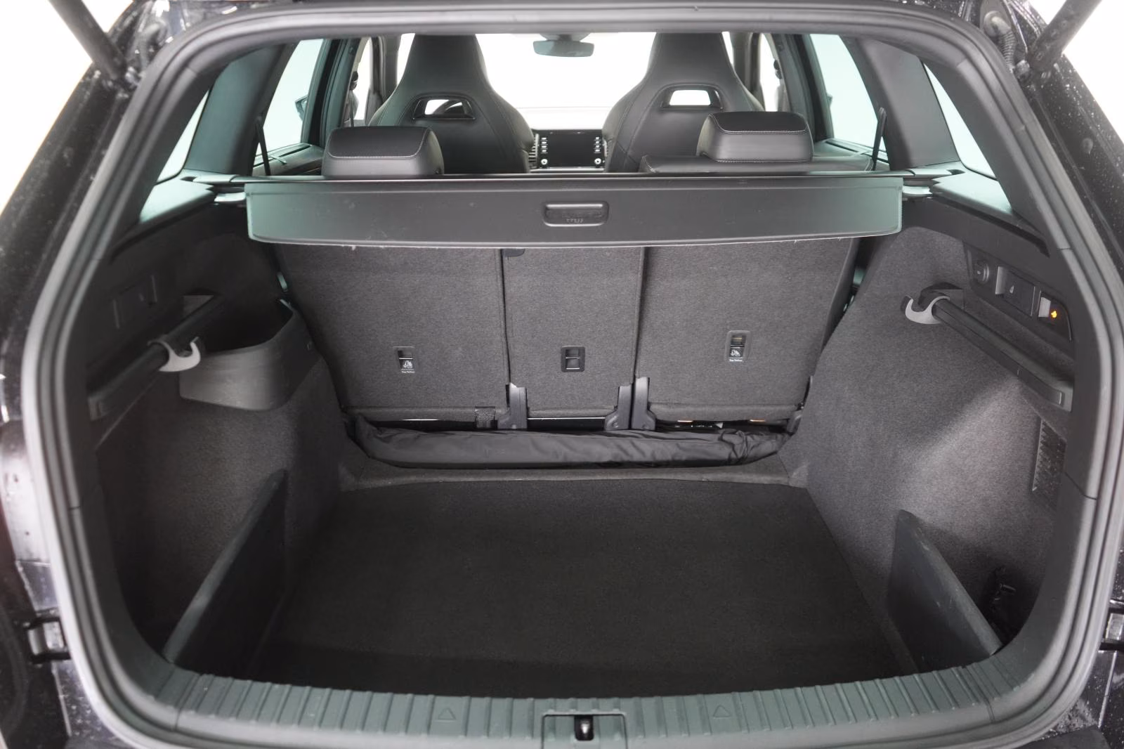 (B-646) Skoda Kodiaq 2.0 TDI Sportline 4x4 ACC/Kamera/Virtual/ - Image 26