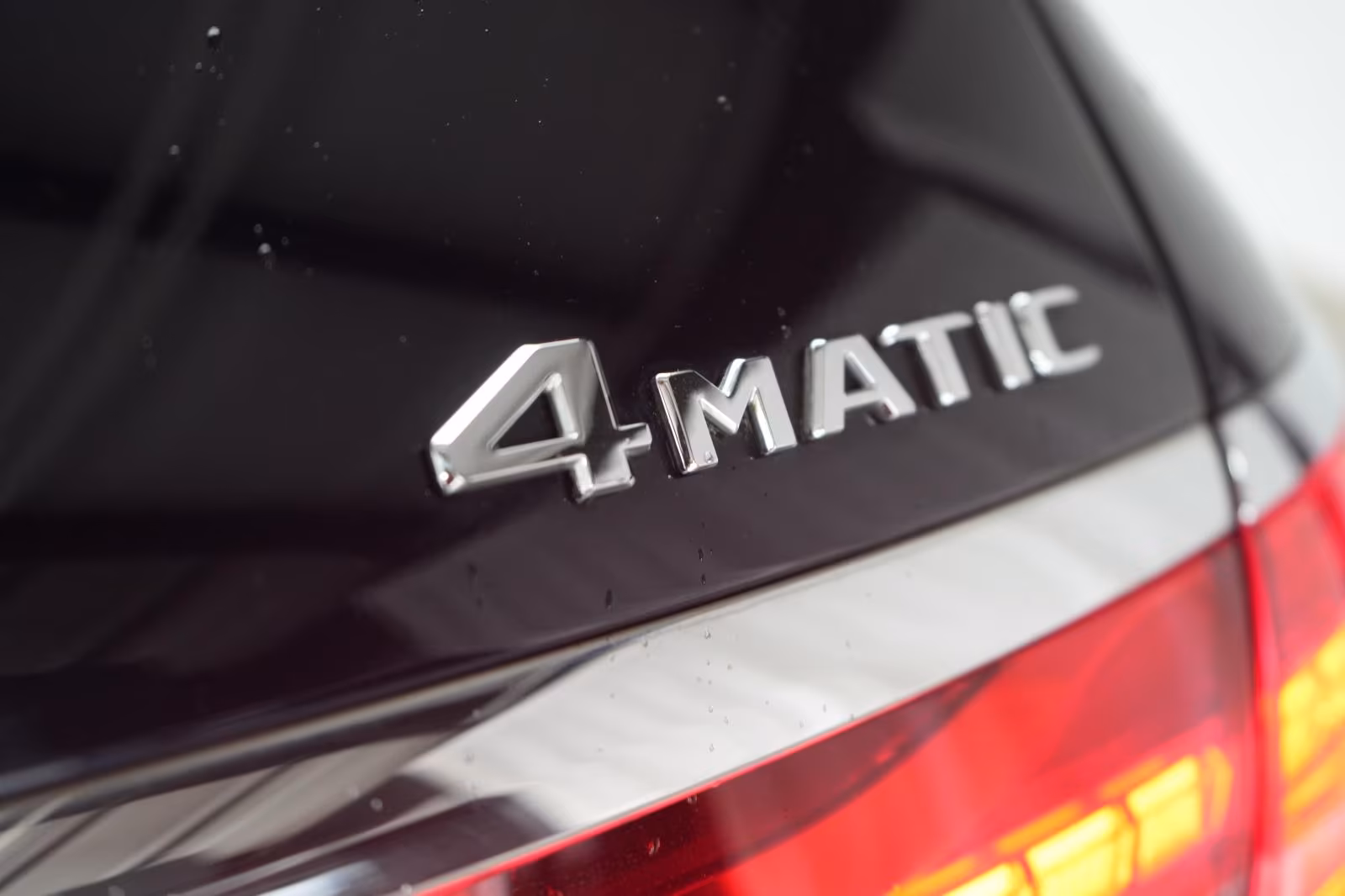 (B-368) Mercedes-Benz(Hybrid) E 300 de 4Matic T 9G-Tronic Avantgarde Distronic - Image 28