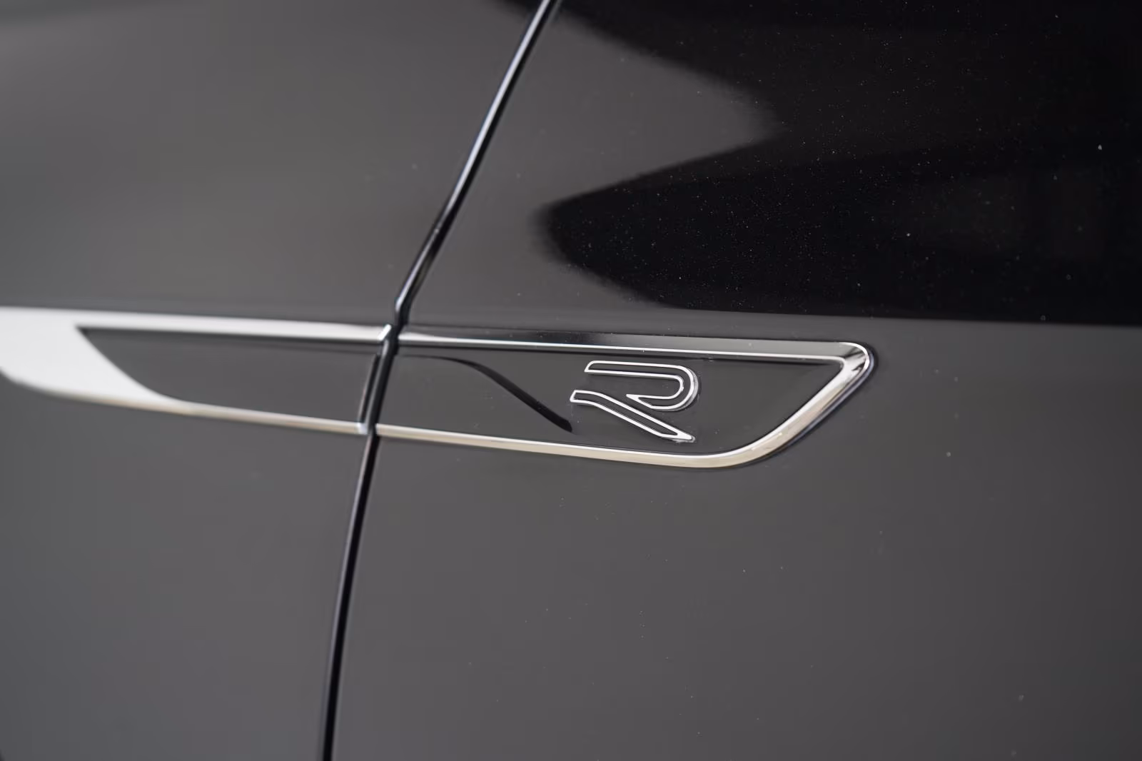 (B-417) Volkswagen Touareg 3.0 V6 TDI 4Motion R-Line Leder/ACC/Kame - Image 16