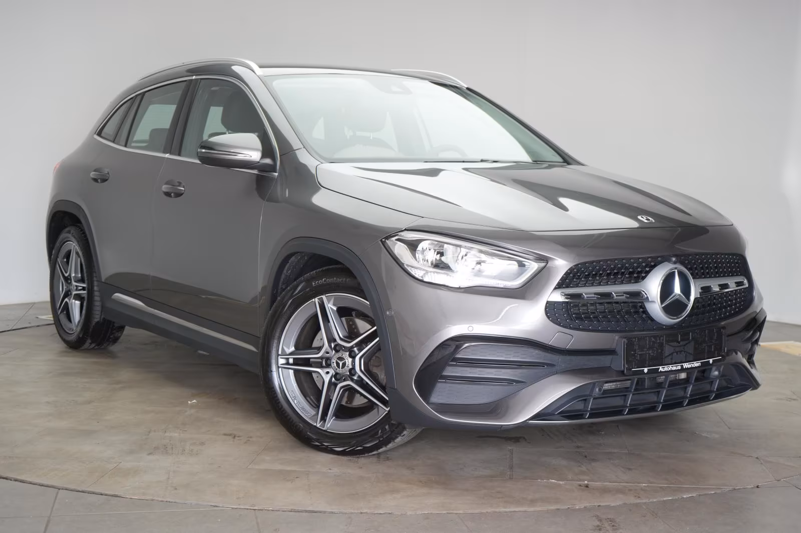 (B-336) Mercedes-Benz GLA 220 d 8G-DCT AMG Line Leder/Temp/Kame - Image 1