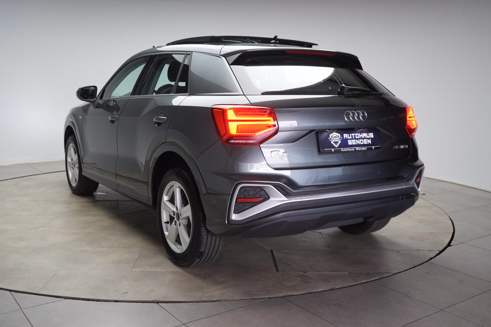 (B-211) Audi Q2 35 TFSI S line ACC/Kamera/Pano/Virtual/Matrix(Záruka do 3/2028 - Image 4