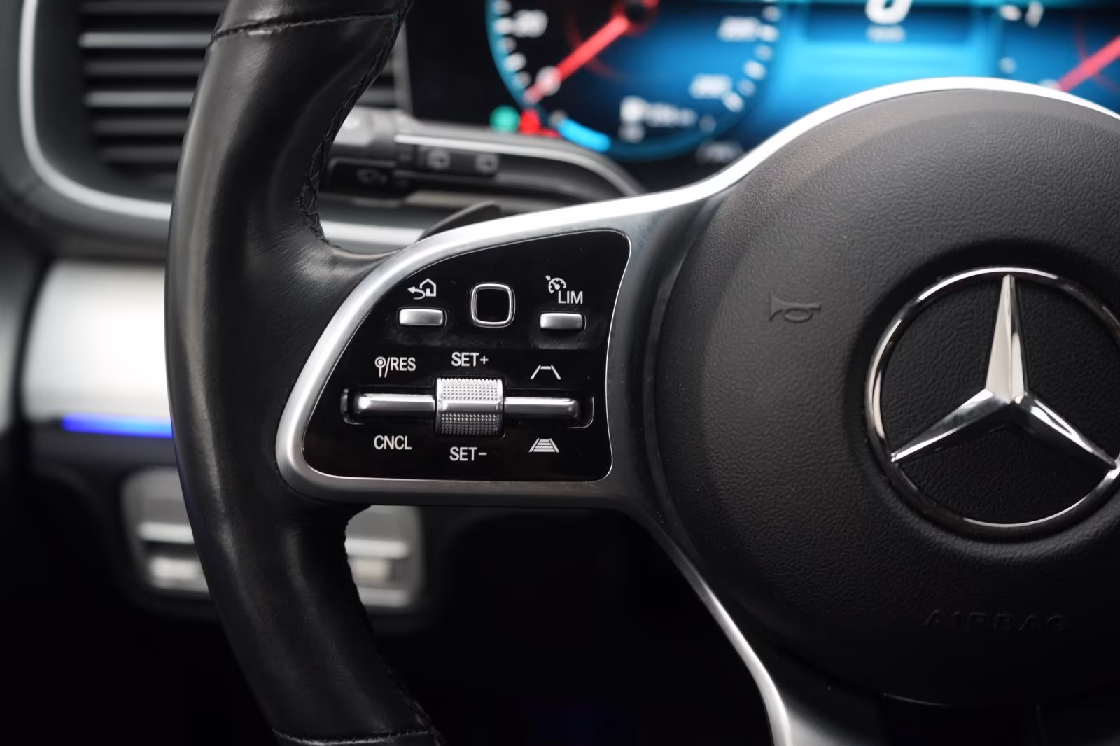 (B-732) Mercedes-Benz GLE 300 d 4Matic 9G-Tronic - Image 13