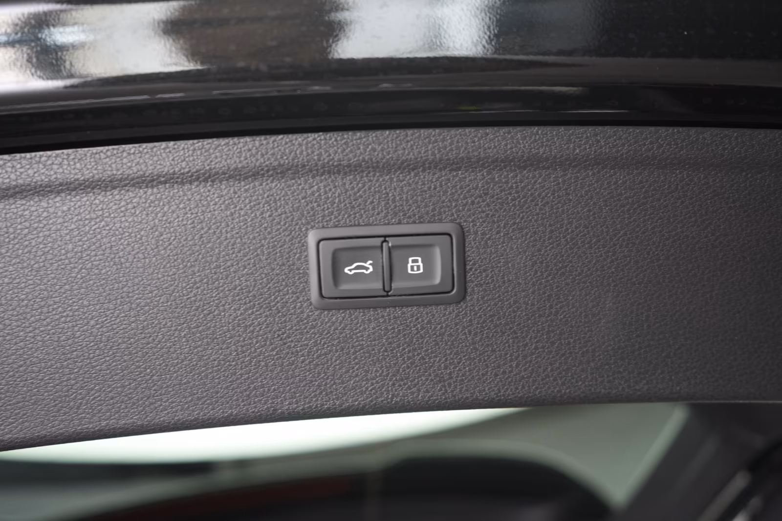 (B-390) Audi Q5(Hybrid) 55 TFSIe quattro S-Line CarPlay/Temp/Kamera/V - Image 27