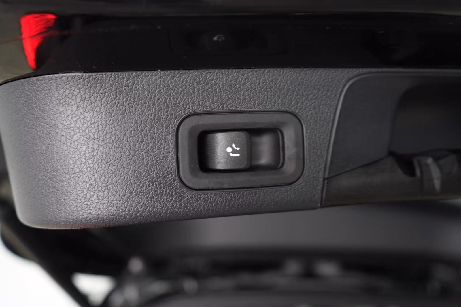 (B-482) Mercedes-Benz GLB 220 d 8G-DCT AMG Distronic/HUD/Kamera/A - Image 27