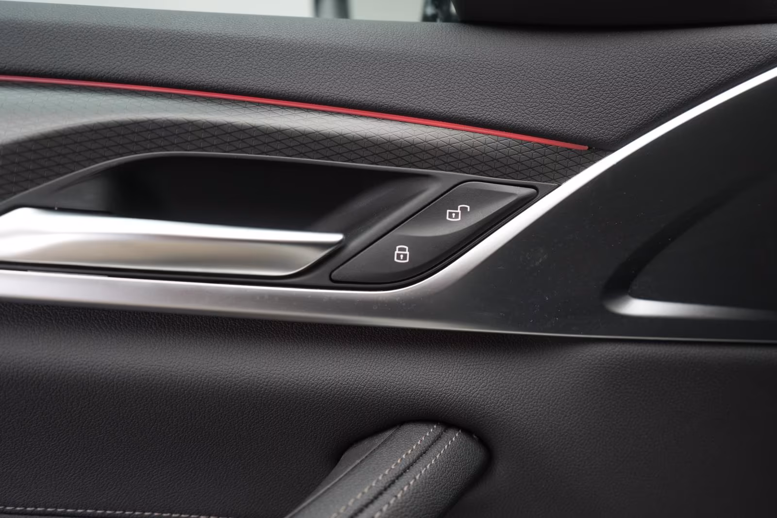 (B-456) BMW(Hybrid) 530 e xDrive Touring M Sport Leder/ACC/Kamera/Vi - Image 19