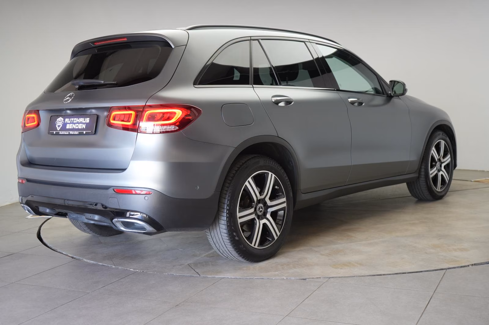 (B-582) Mercedes-Benz GLC 220 d 4Matic 9G-TRONIC Temp/Kamera/HU - Image 5