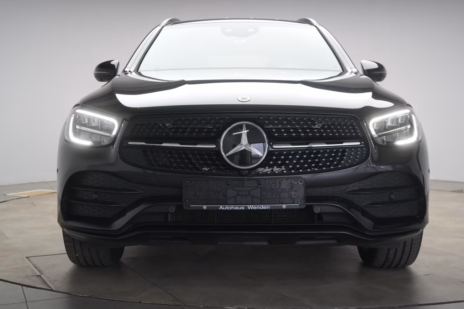 (B-096) Mercedes-Benz GLC 400 d 4Matic 9G-Tronic AMG Distronic/Kam - Image 2