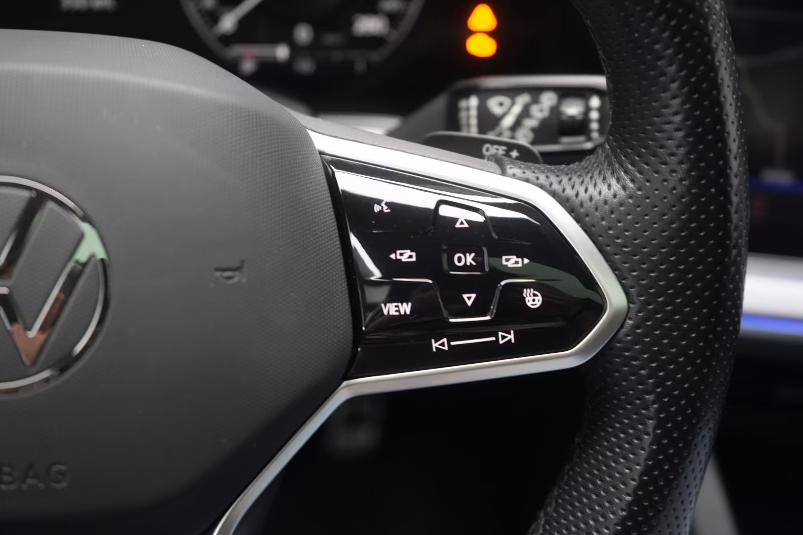 (B-603) Volkswagen Touareg 3.0 V6 TDI 4Motion R-Line Leder/ACC/Kame - Image 17