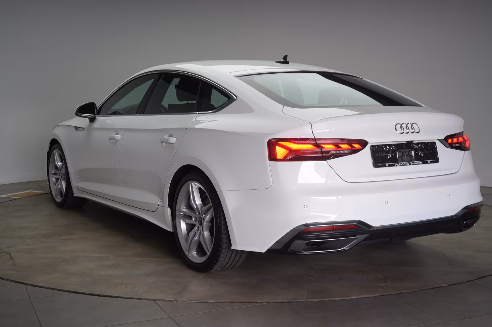 (B-377) Audi A5 40 TFSI S tronic S line ACC/Kamera/Lane/Side/ - Image 4