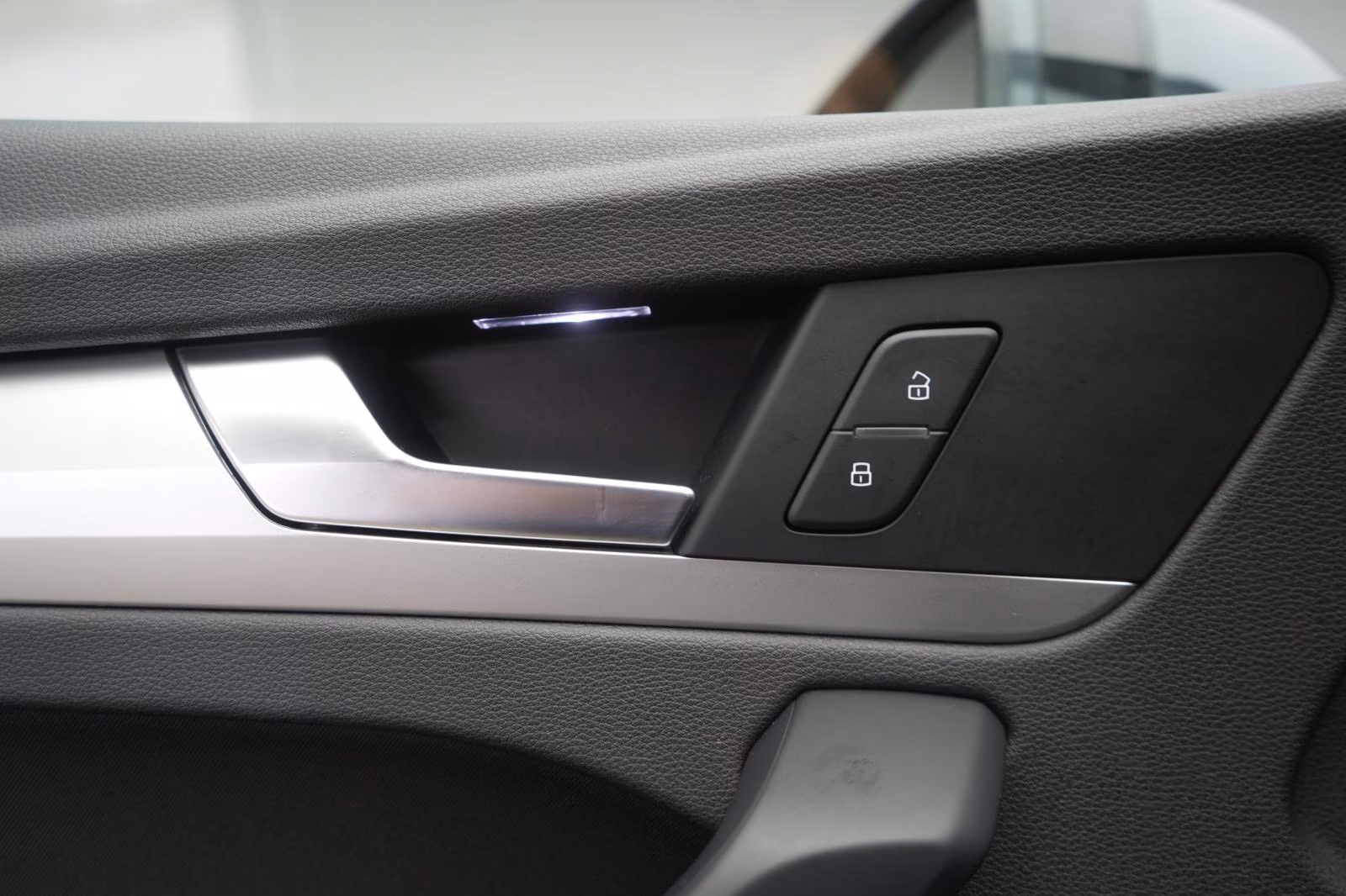(B-001) Audi Q5 40 TDI quattro S tronic Temp/Kamera/Virtual/L - Image 15