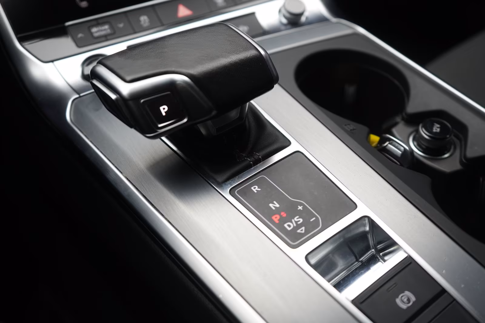 (B-228) Audi A6 40 TDI S tronic S line ACC/Kamera/Lane/Side/ - Image 18