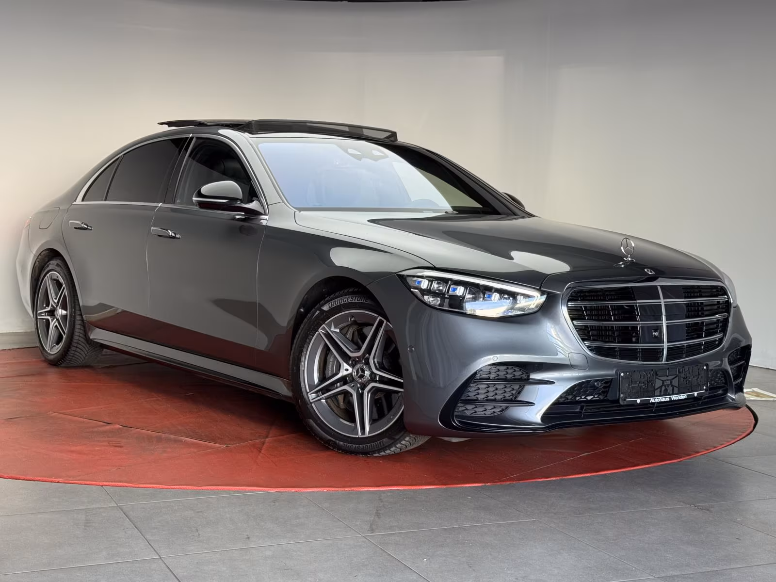 (B-220) Mercedes-Benz(Hybrid) S 580 e L AMG Distronic/Kamera/HUD/Burmester - Image 1