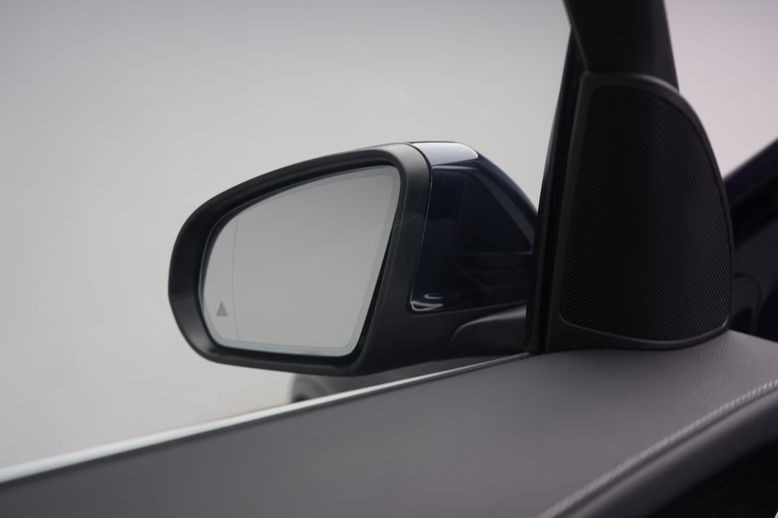 (B-320) Mercedes-Benz(Hybrid) GLC 300 de 4Matic 9G-Tronic Temp/Kamera/Lan - Image 21