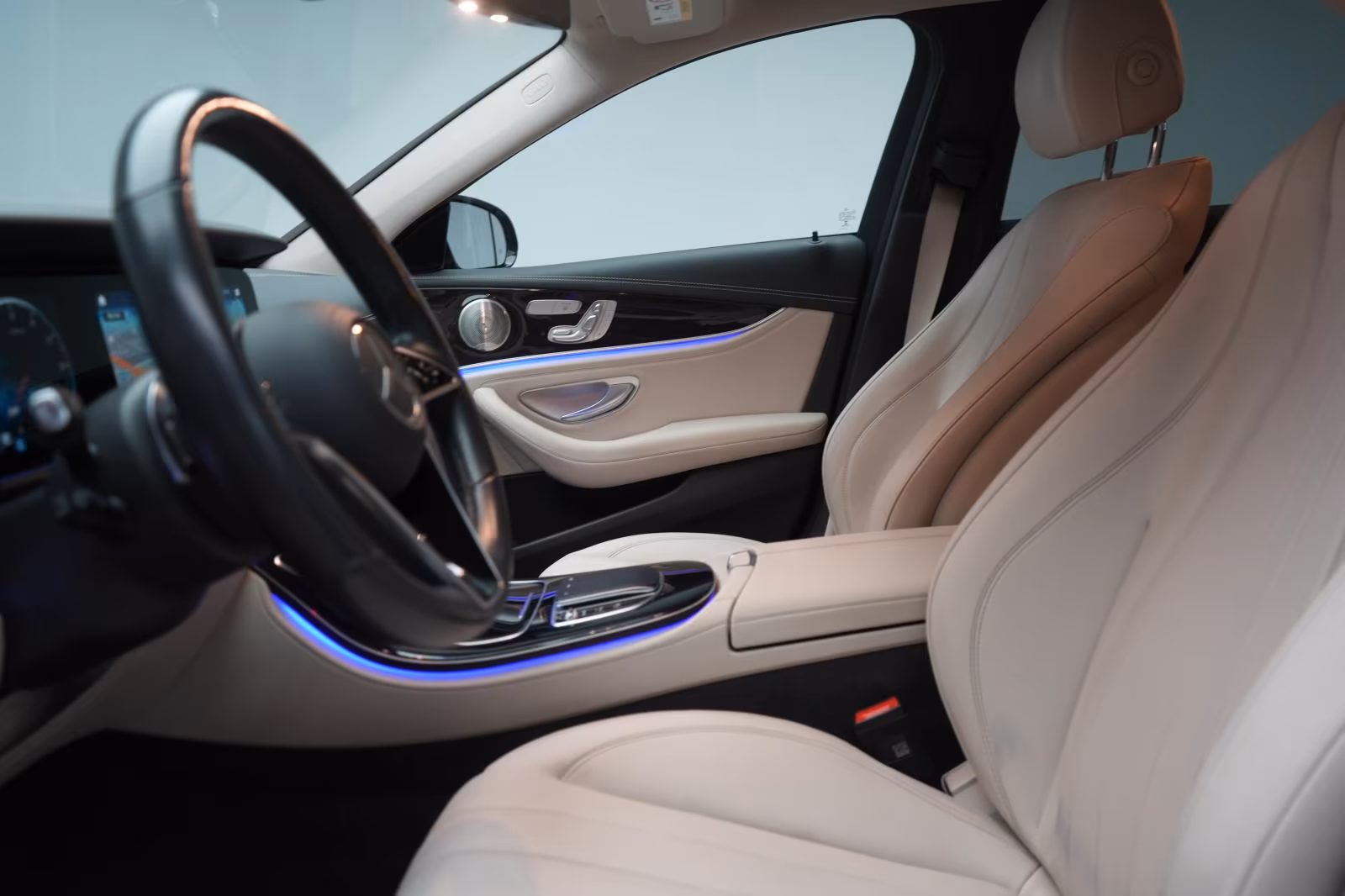 (B-349) Mercedes-Benz(Hybrid) E 300 de T 9G-Tronic AMG Leder/Distronic/Kamer - Image 6