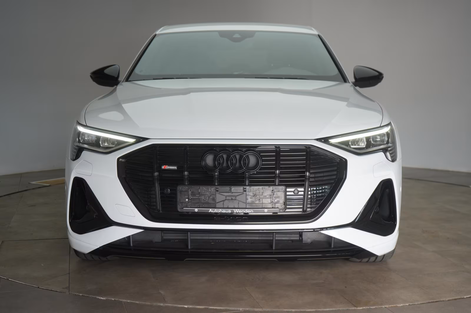(B-581) Audi e-tron Sportback 55 quattro S line Matrix/Kamera - Image 2