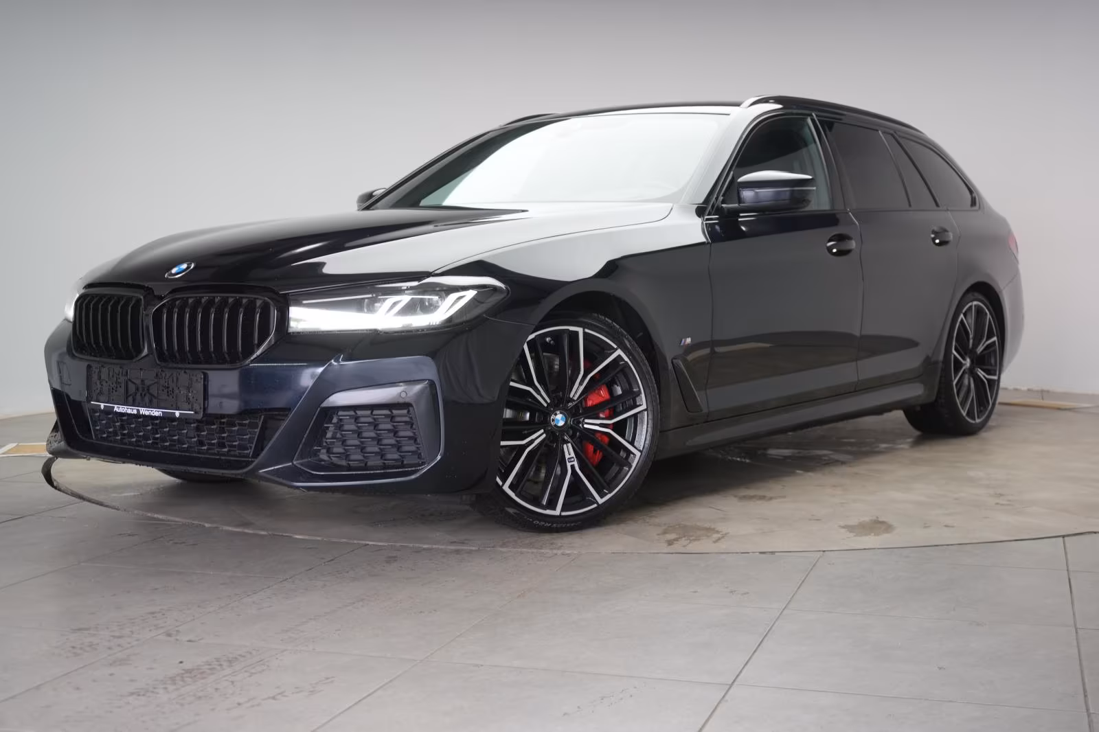(B-450) BMW 530 d Touring M Sport Leder/Temp/Kamera/H&K/Virt - Image 3