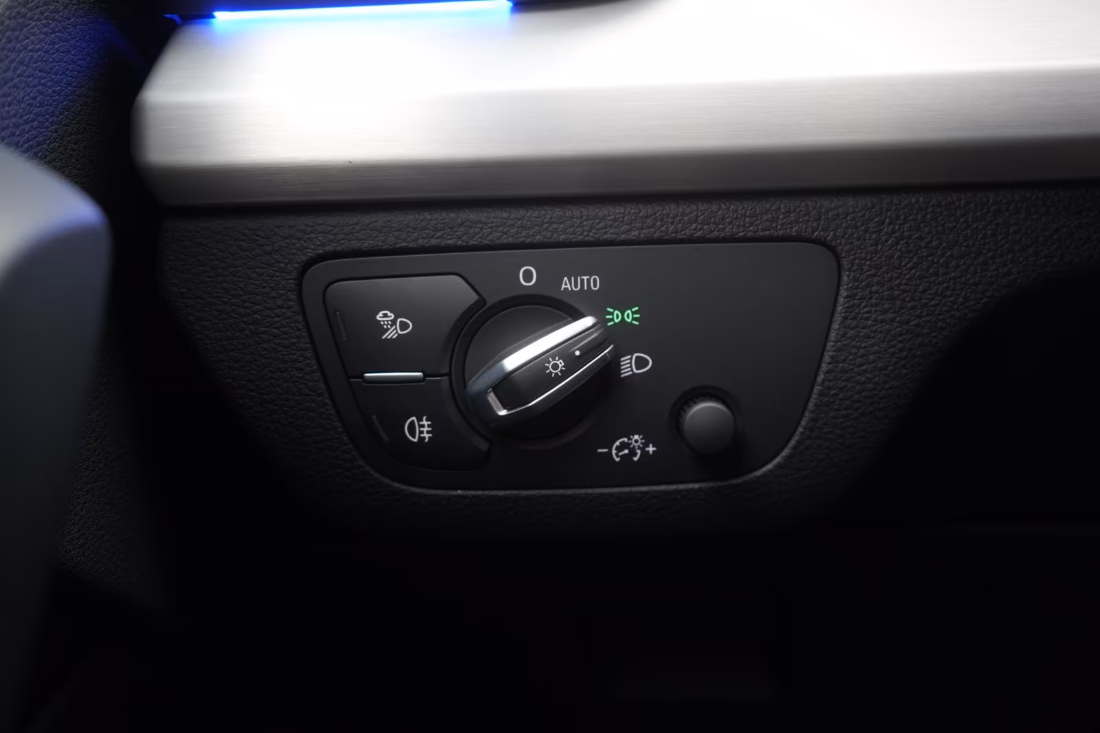 (B-744) Audi Q5 50 TDI quattro S Line ACC/Kamera/Virtual/AHK/ - Image 16