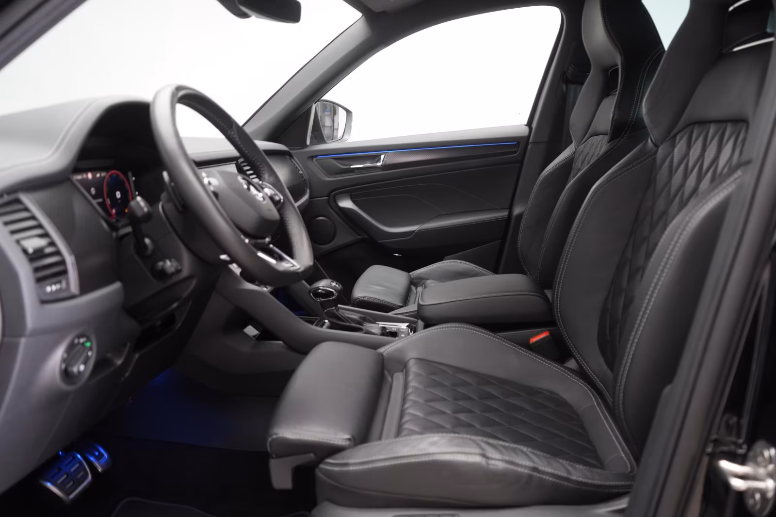 (B-313) Skoda Kodiaq 2.0 TDI 4x4 DSG Sportline ACC/Kamera/Virt - Image 6