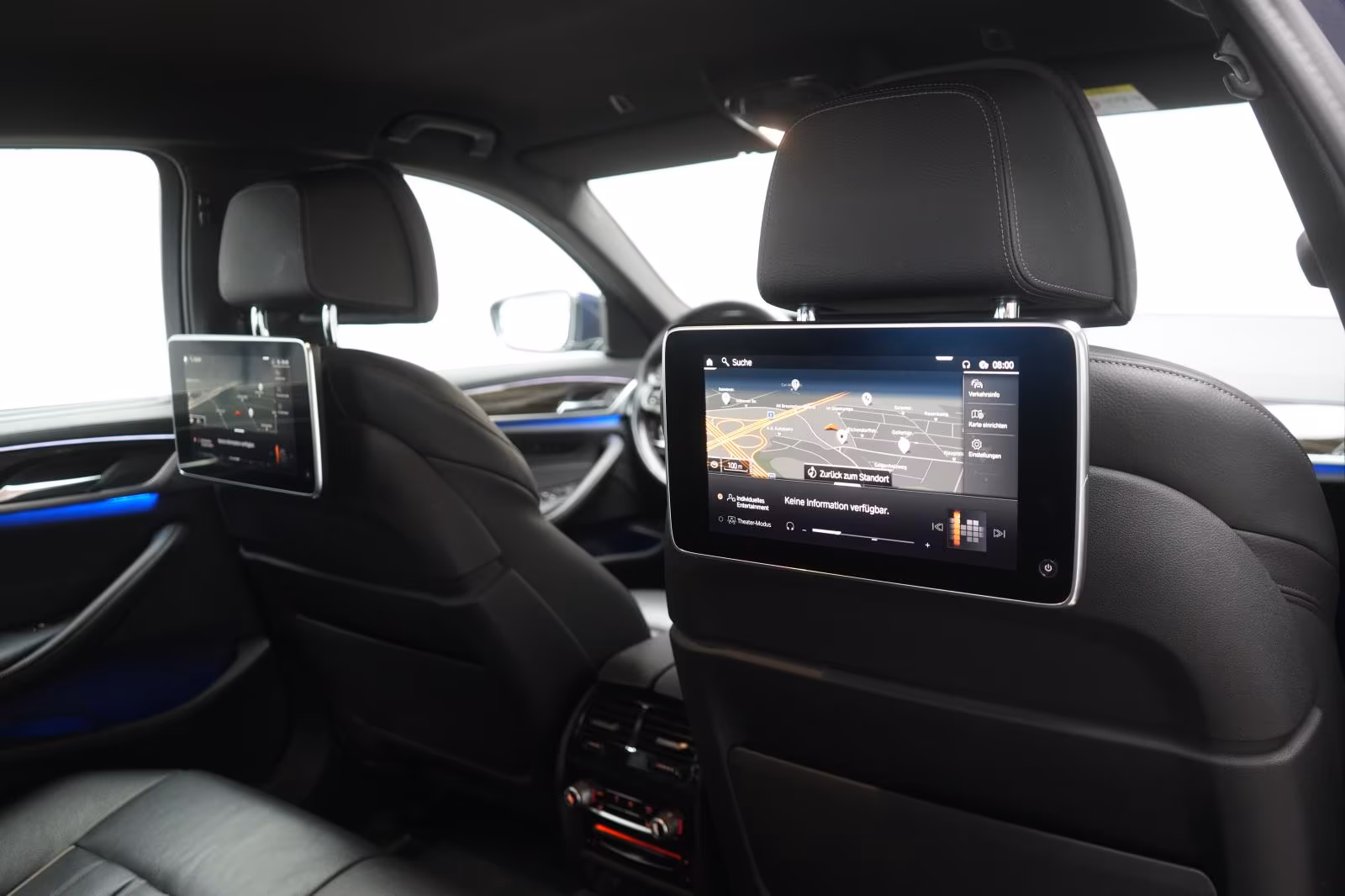 (B-568) BMW 520 i Luxury Line - Image 12
