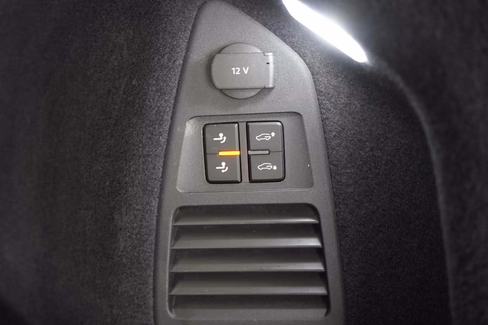 (B-614) Volkswagen Touareg 3.0 V6 TDI 4Motion R-Line Leder/ACC/HUD/ - Image 27