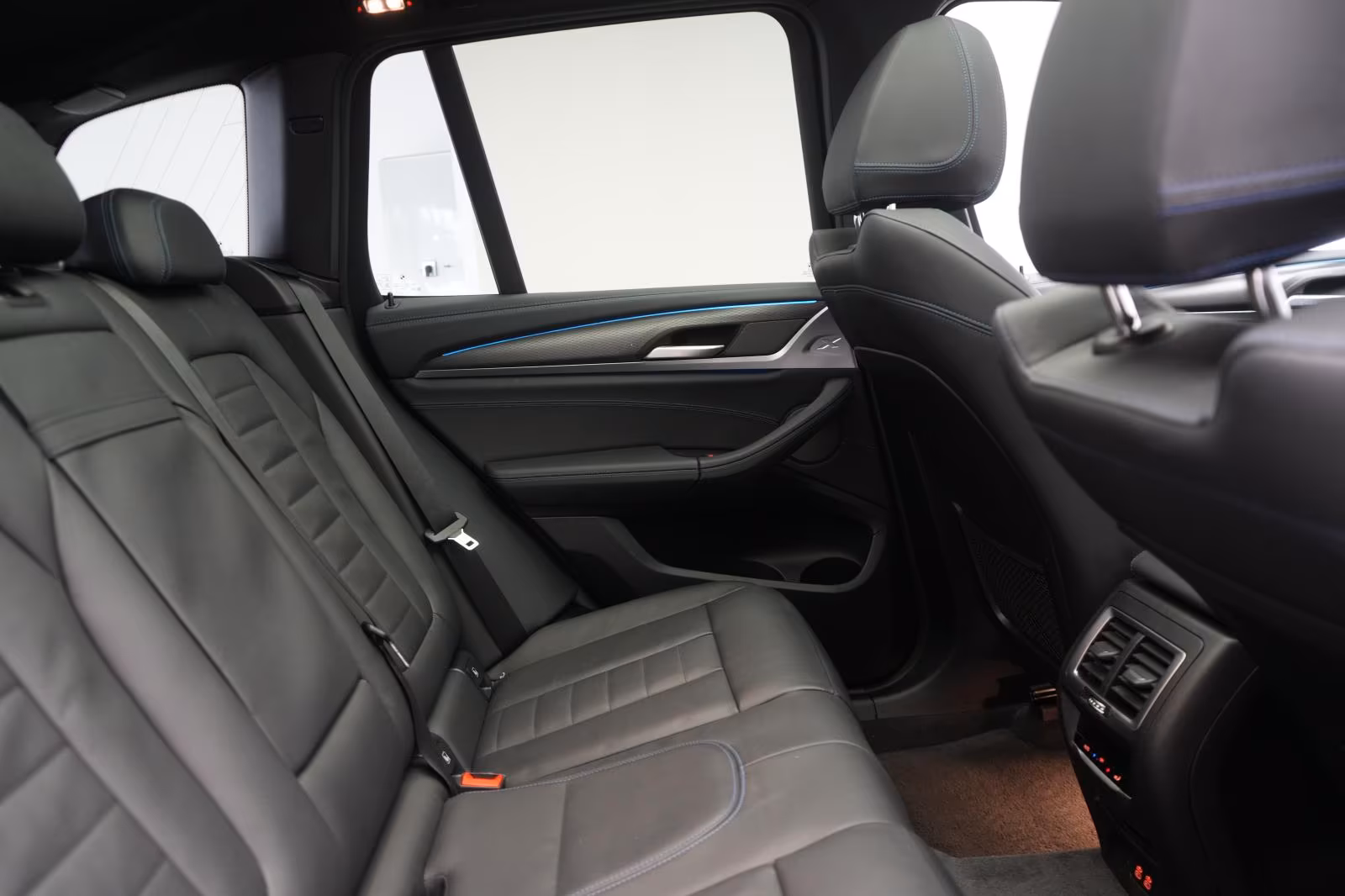 (B-421) BMW iX3 Impressive M Sport Leder/ACC/Kamera/Virtual/ - Image 10