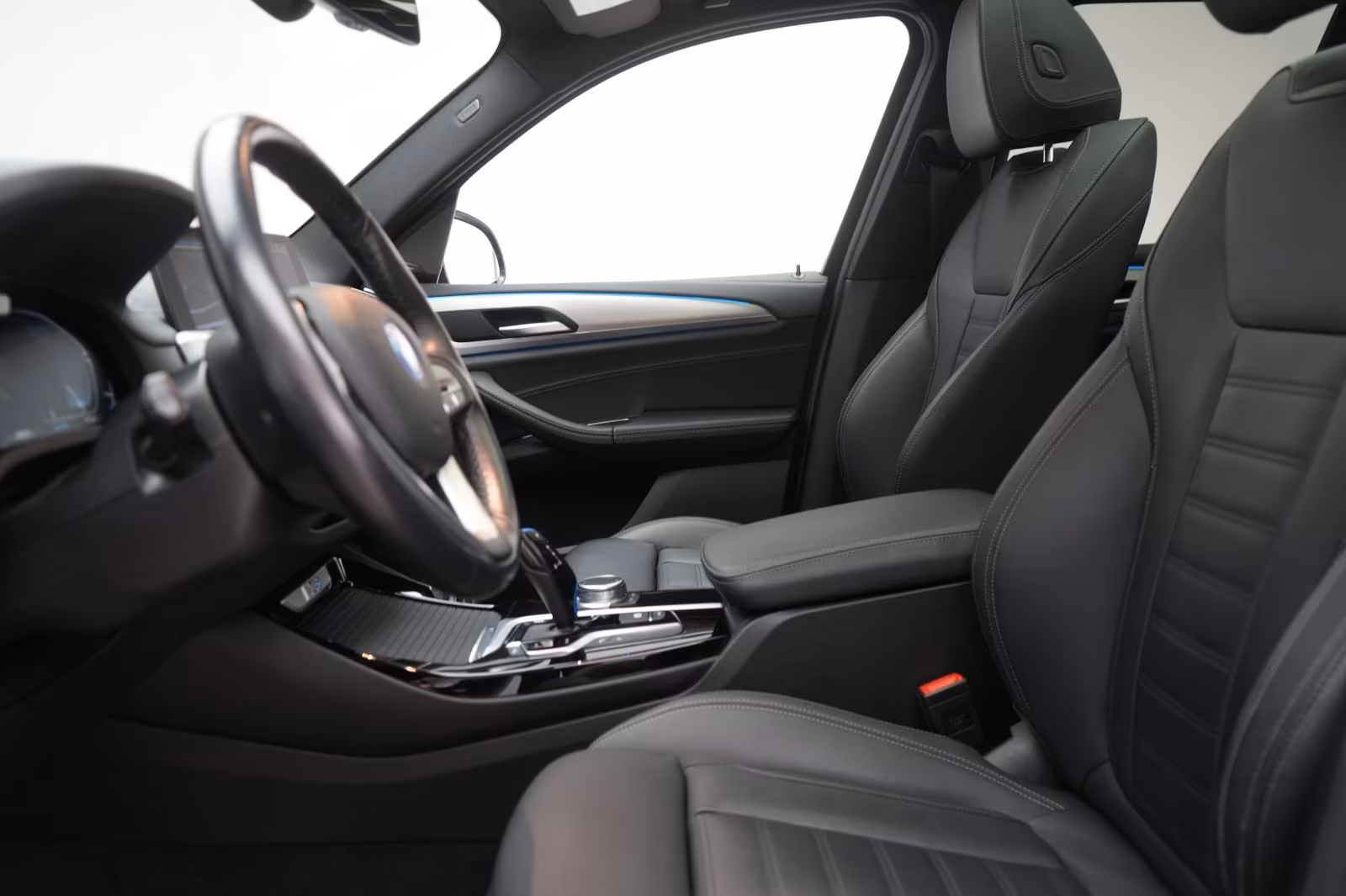 (B-500) BMW iX3 Impressive M Sport Leder/ACC/Kamera/HUD/Pano - Image 6