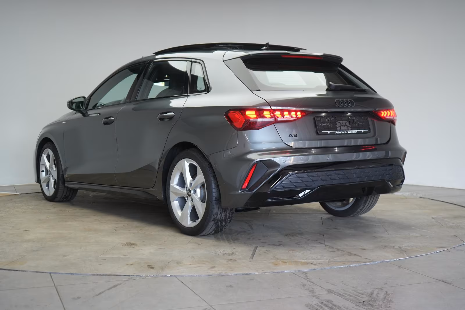 (B-142) Audi A3 TFSI Sportback S tronic S line ACC/Kamera/Pan - Image 4